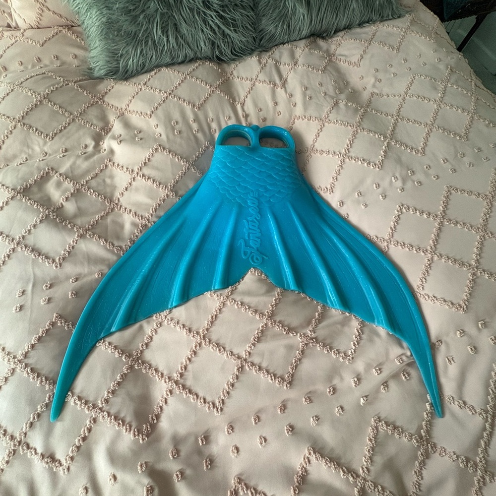 Mertailor fantasea fin 1 size medium (7.5-9)